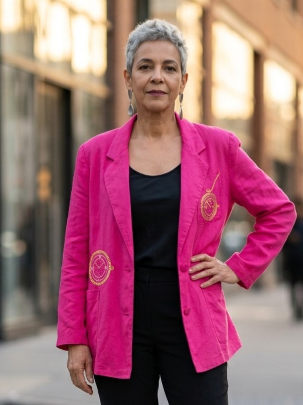 Vintage Appraisal Pink Blazer W/Embroidered Gold Clock Patches On Front L GUC